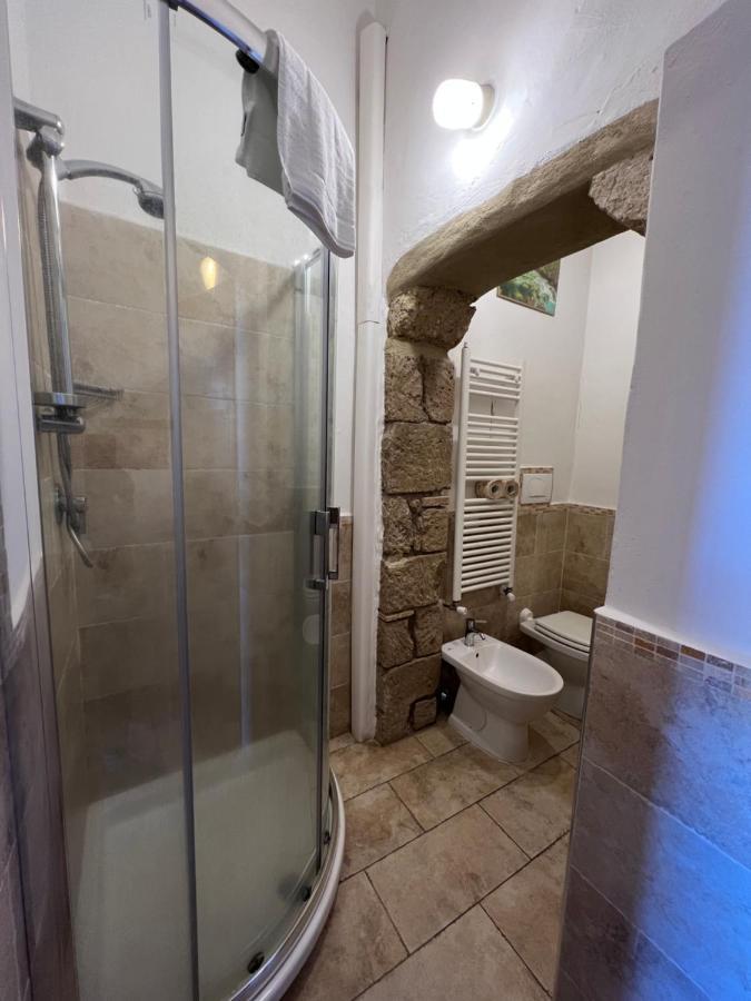 Affittacamere Licenza N.1 Presso La Magica Torre Pitigliano Dış mekan fotoğraf
